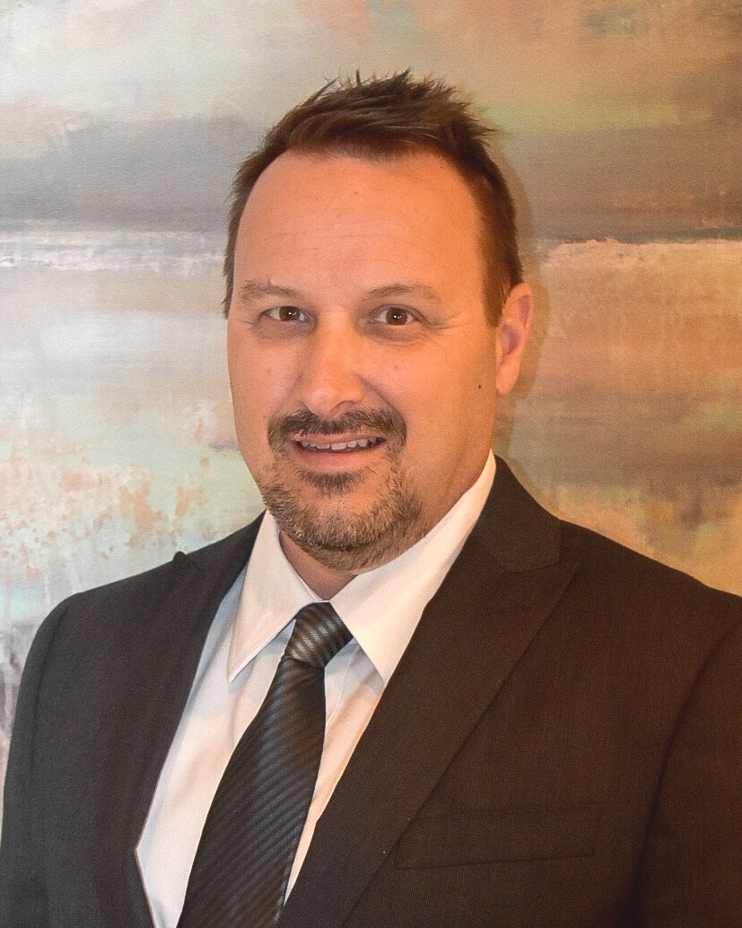 Scott Miller headshot